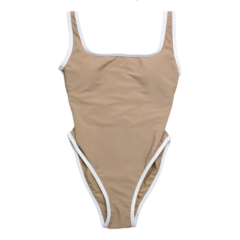 Lainsnow - Ocean Isle Women's One Piece - Sand - Small